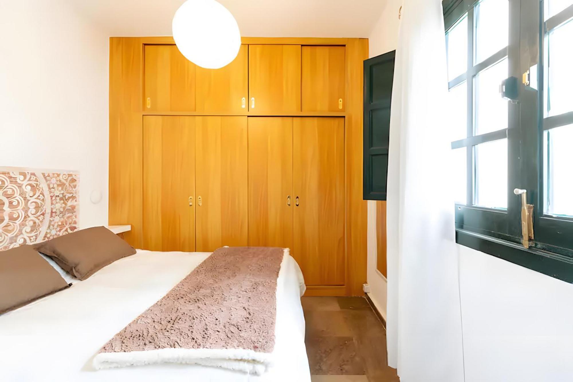Tulip Apartment Seville