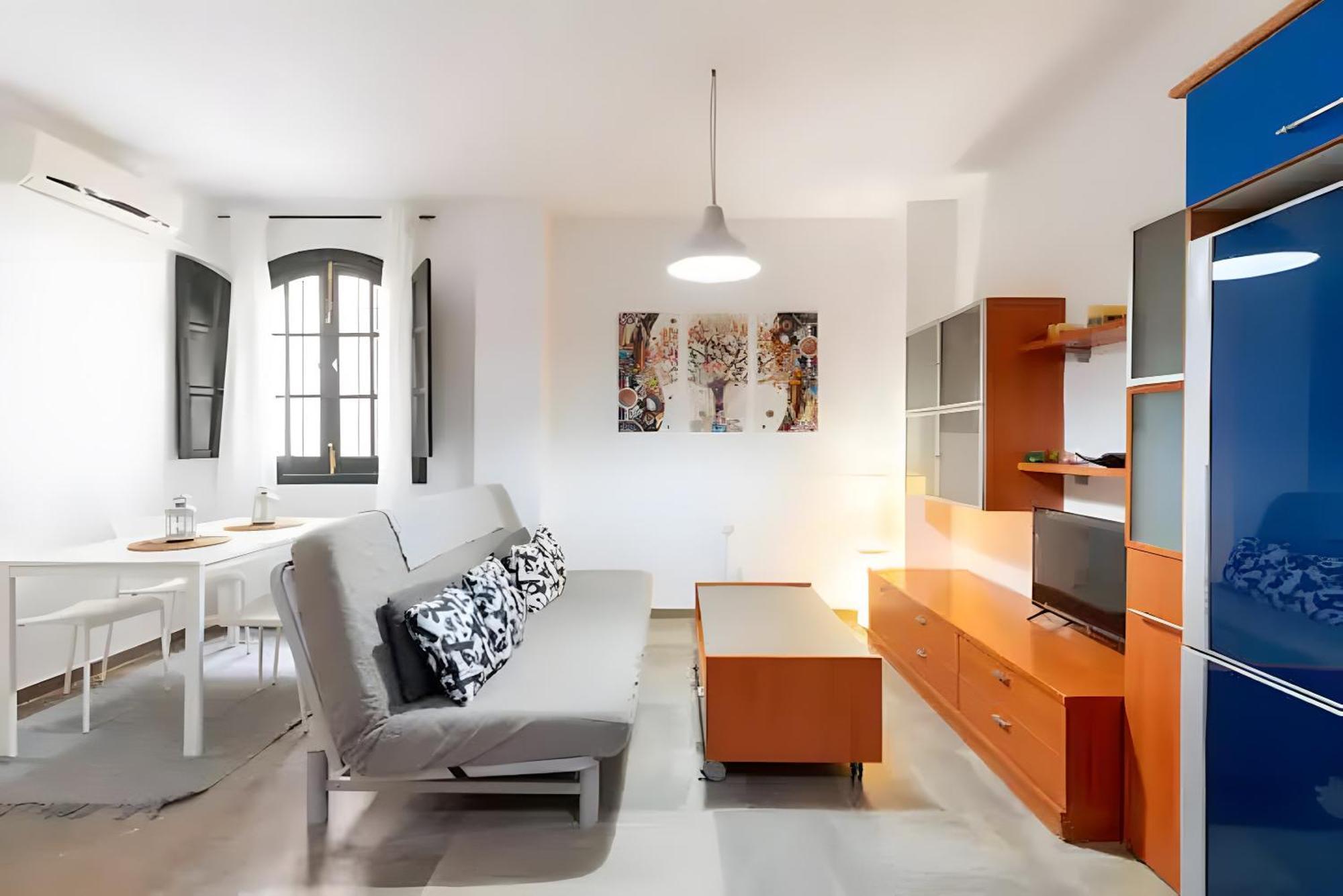 Tulip Apartment Seville